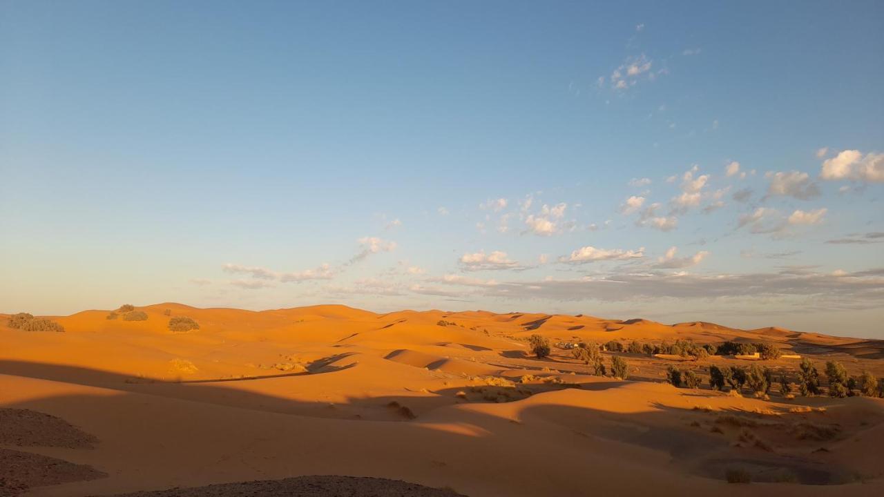 Luxury Trek Desert Camp Hotel Merzuga Kültér fotó