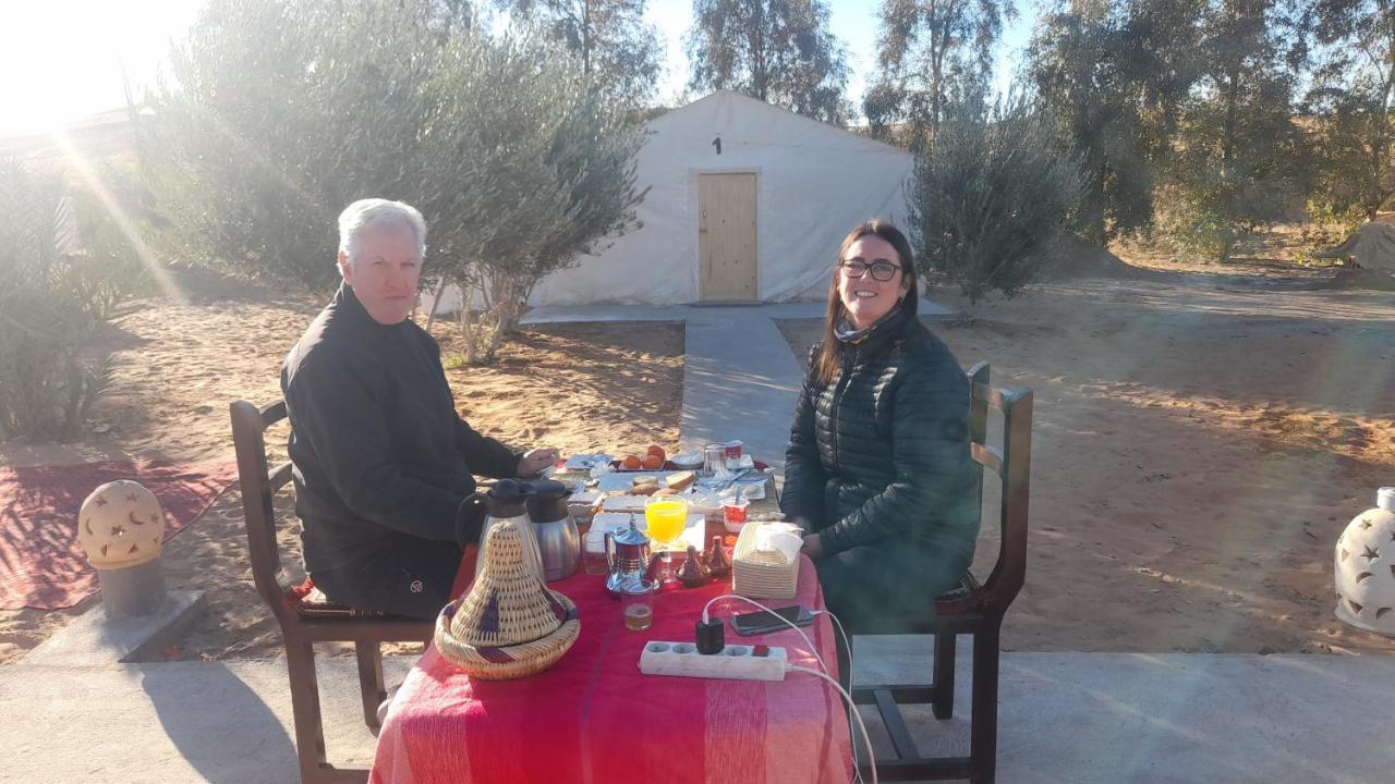 Luxury Trek Desert Camp Merzuga Kültér fotó