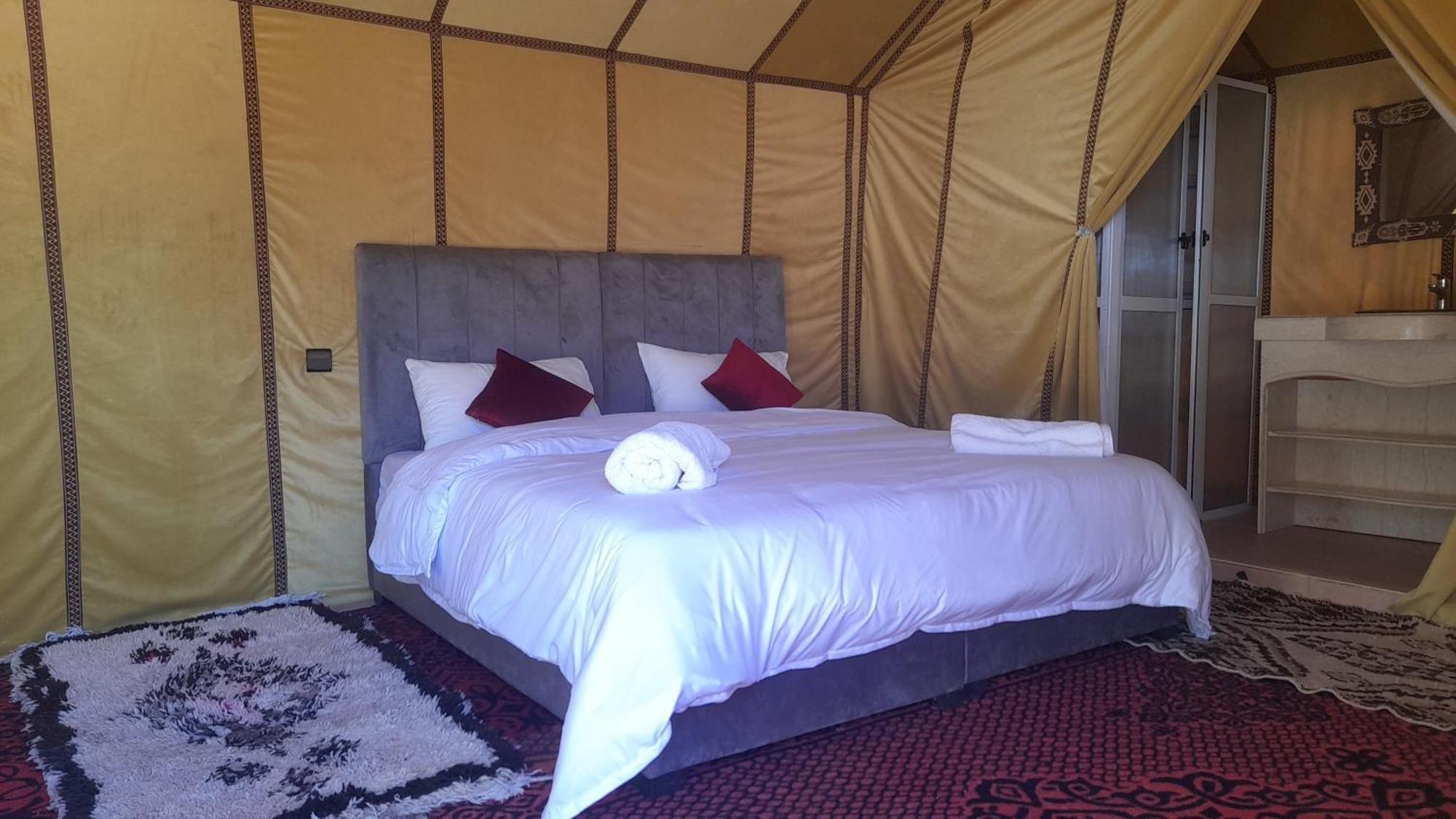 Luxury Trek Desert Camp Merzuga Kültér fotó